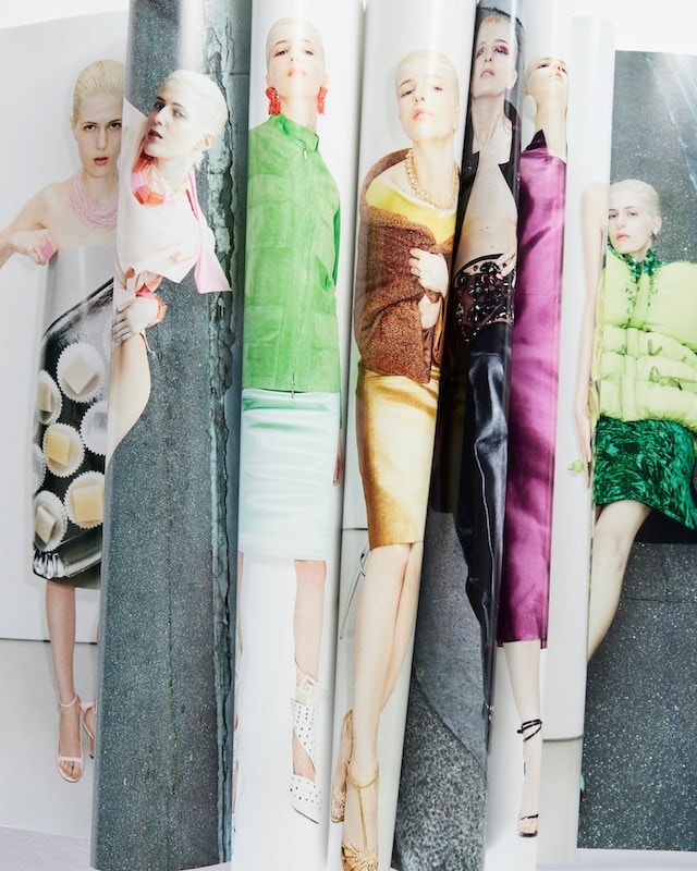 Pull Letter Supermodels Ceramic Objet d&#39;Art 9
