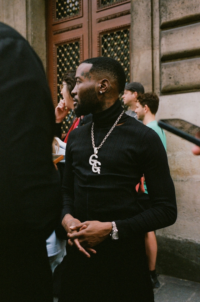 Paris-Jun24-YuF-000007390011 25