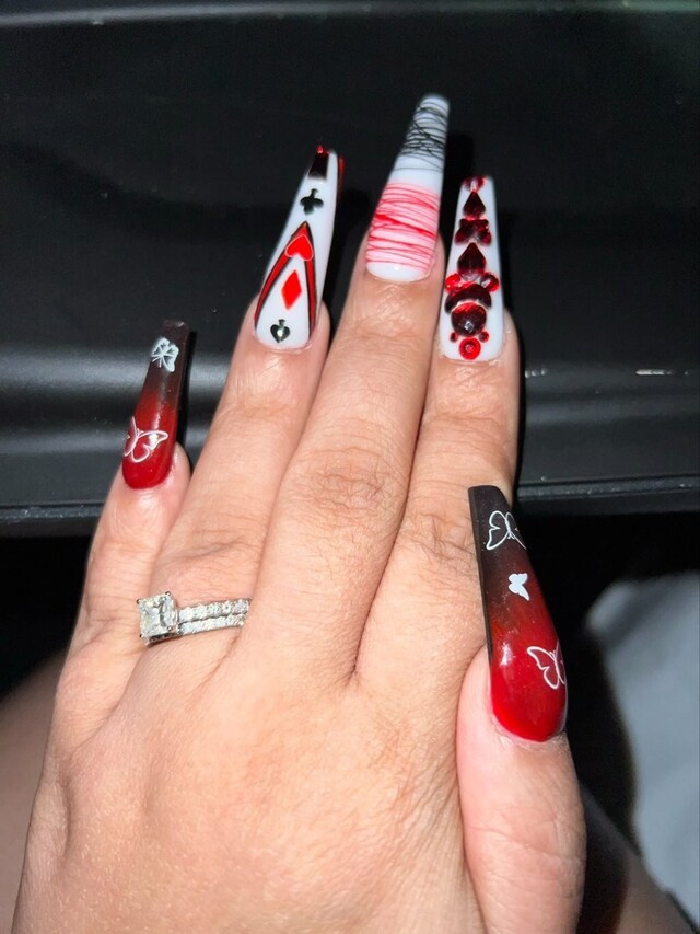 World Series Poker manicures nail art 6