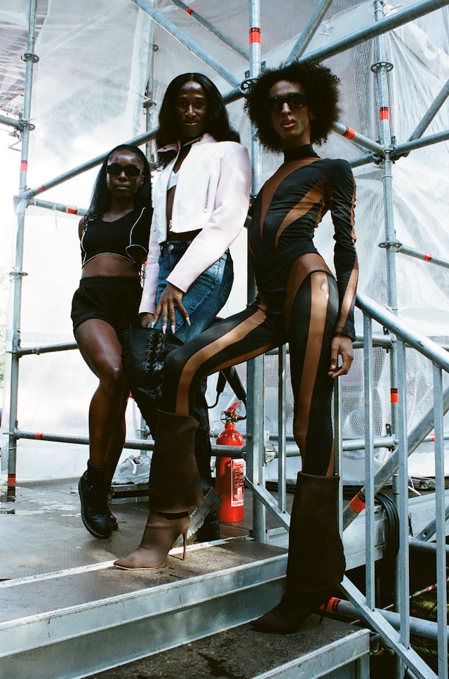 Body Movements 2024 street style 17