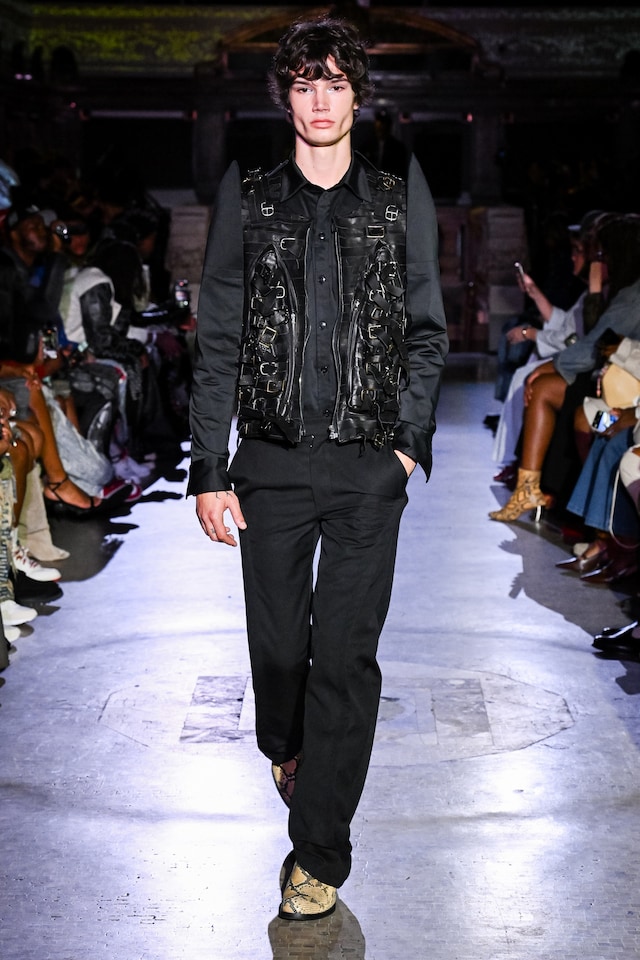 Who Decides War SS25 9