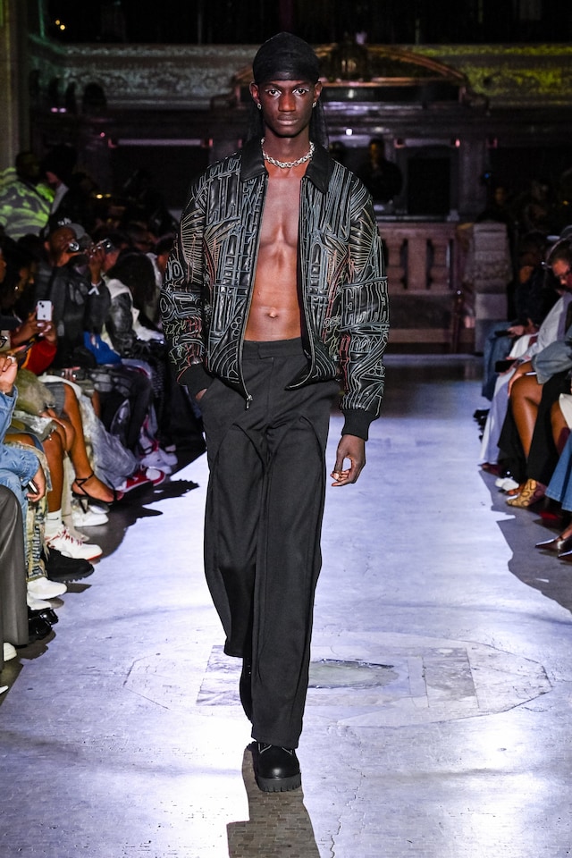 Who Decides War SS25 17