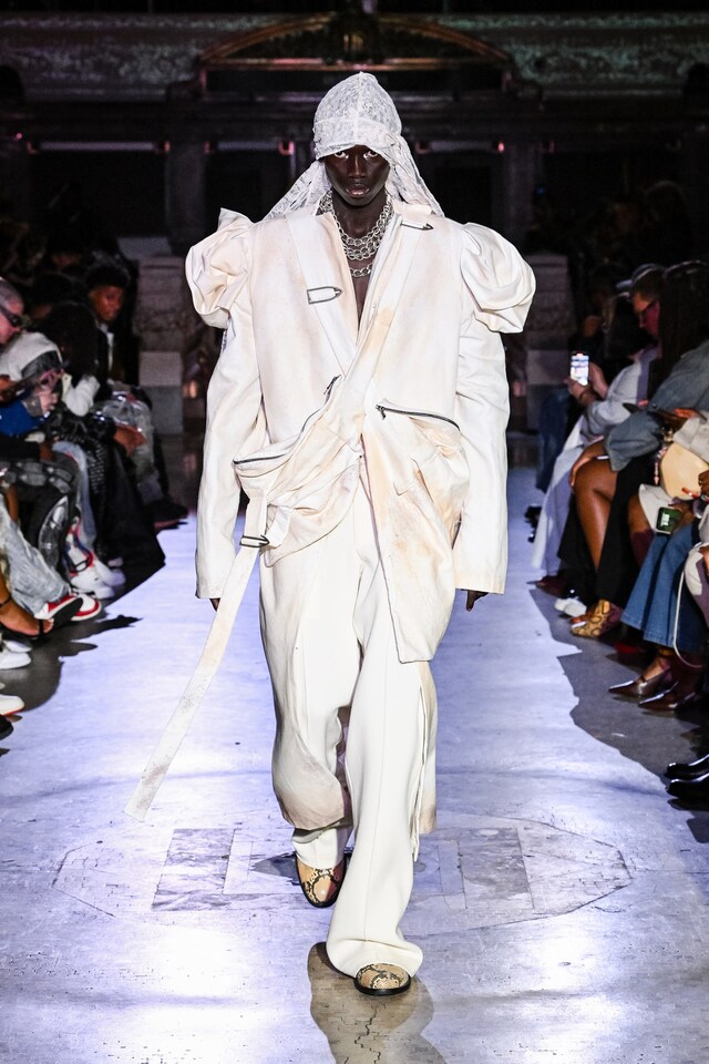 Who Decides War SS25 19