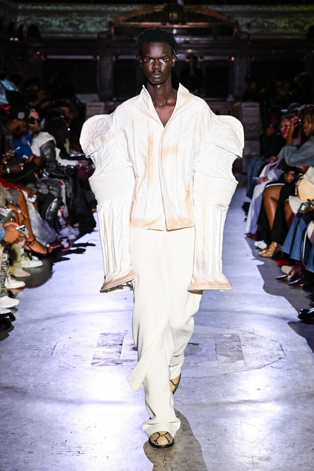 Who Decides War SS25 22