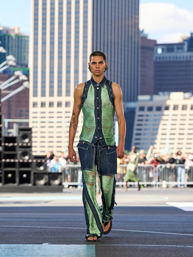 OFF-WHITE SS25 LOOK 1 Ib Kamara 27