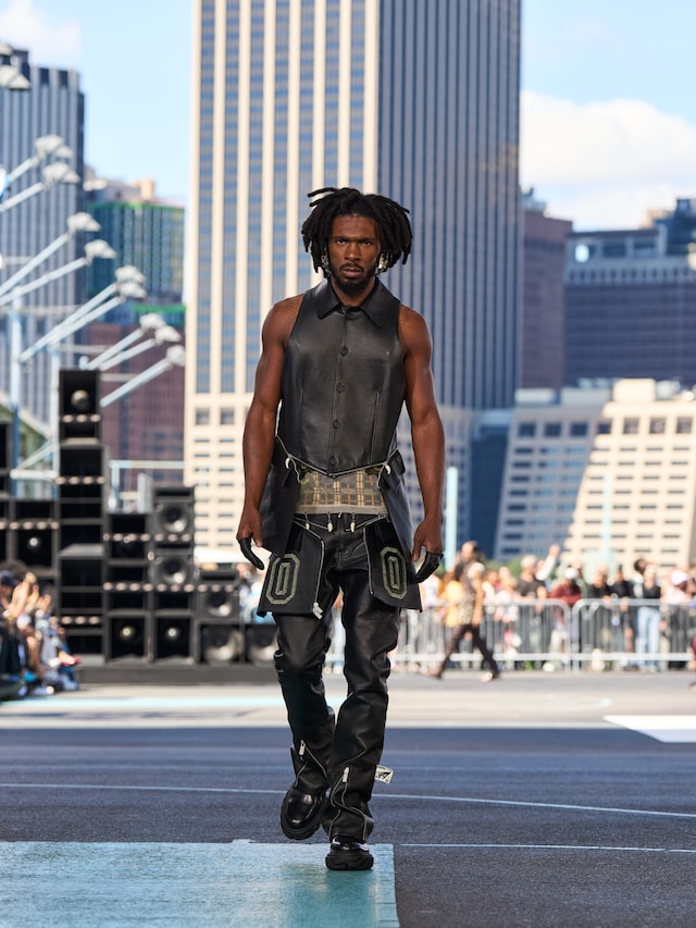 OFF-WHITE SS25 LOOK 1 Ib Kamara 30