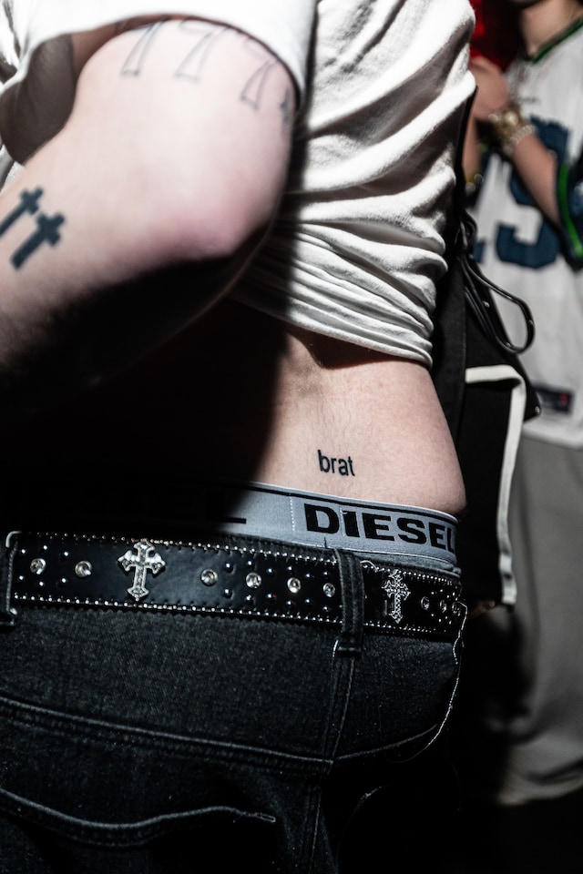 charli xcx london fashion week h&amp;m party dazed 2