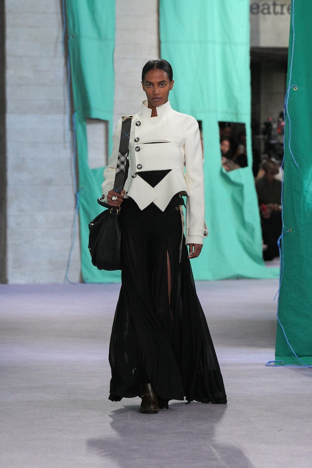 Burberry Summer 2025 Show - Runway Fronts 2_3(3) 2