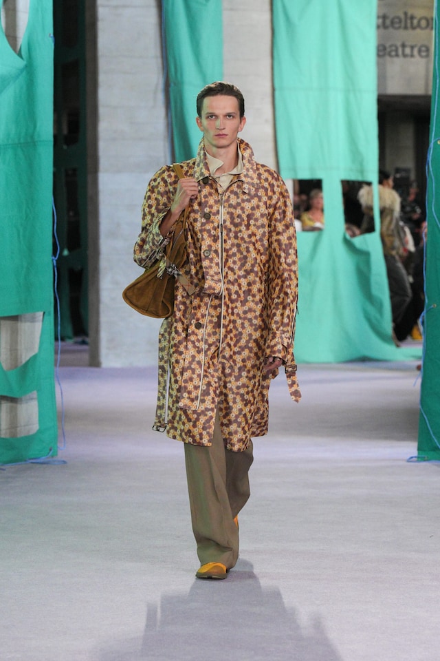 Burberry Summer 2025 Show - Runway Fronts 2_3(40) 39