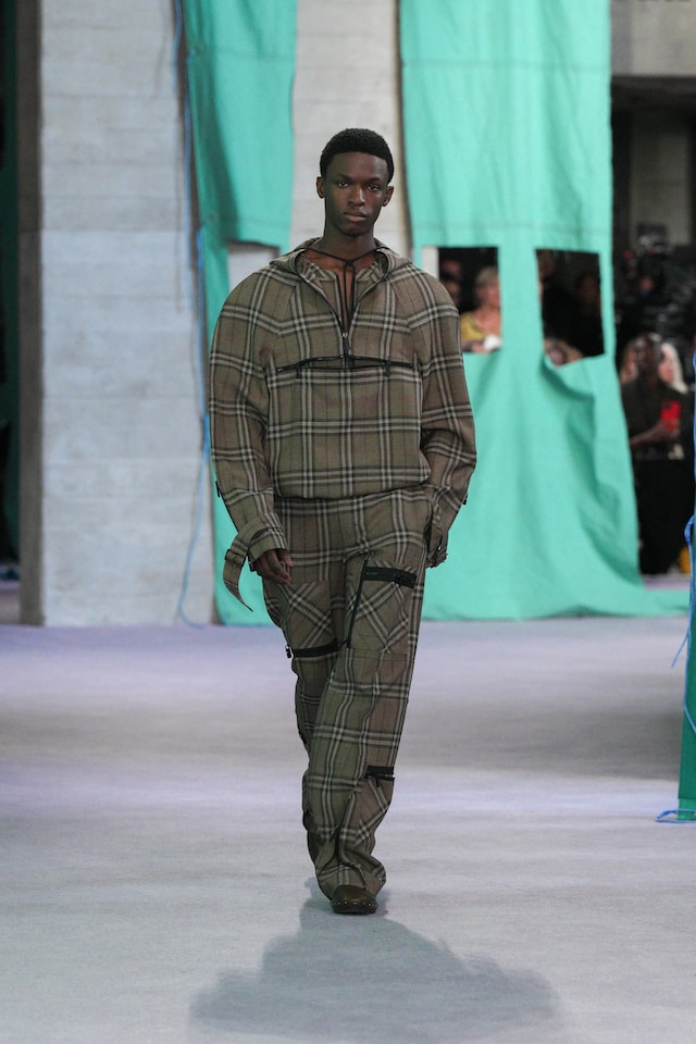 Burberry Summer 2025 Show - Runway Fronts 2_3(42) 41