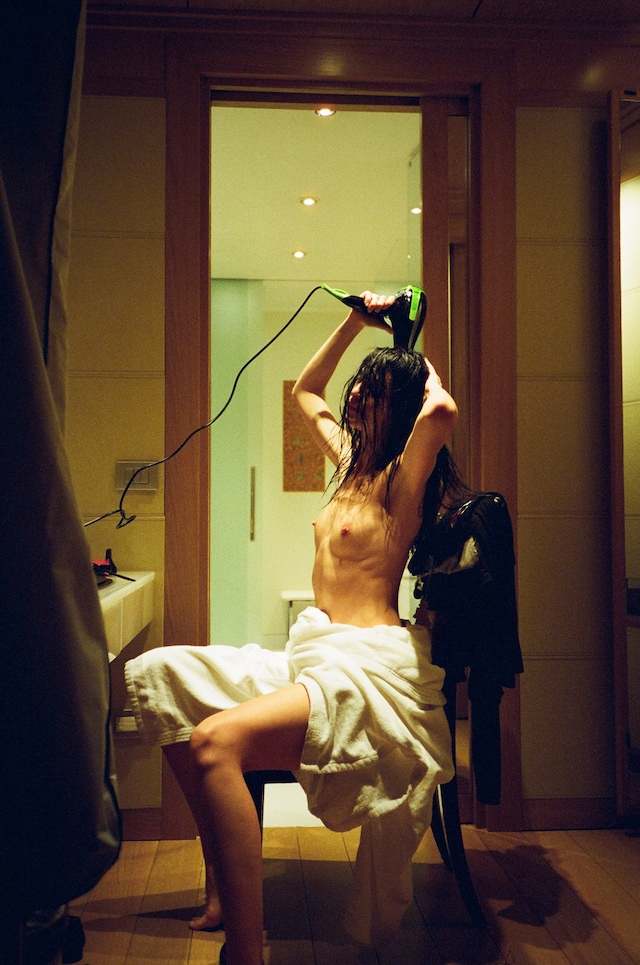 Sofia Malamute, Behind the Scenes (2024) 7