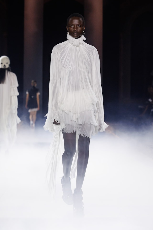 McQueen SS25 8