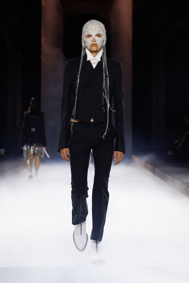 McQueen SS25 35