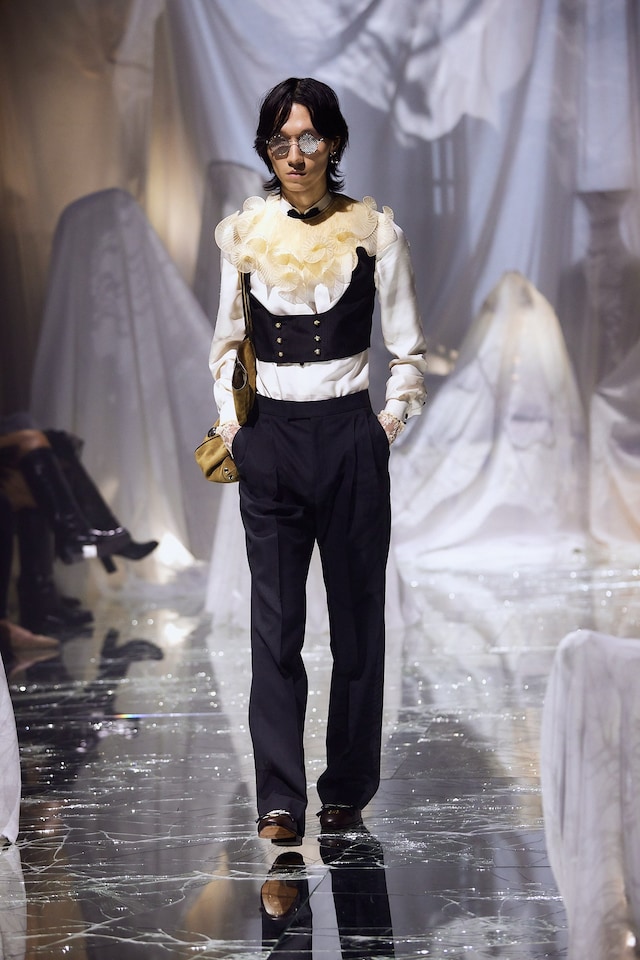 Valentino SS25 12