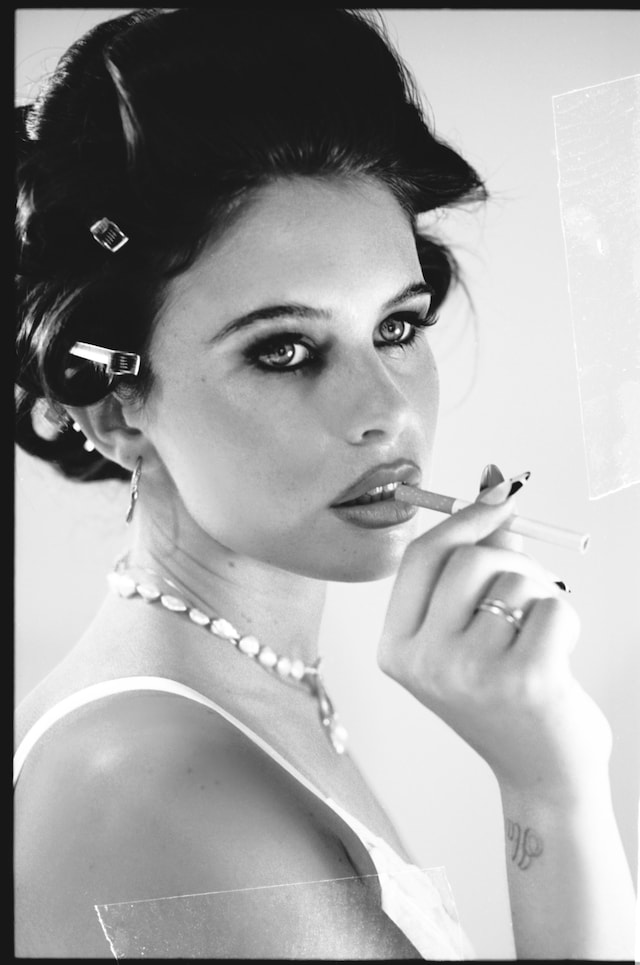 Miss Americana Aimee Twist 17