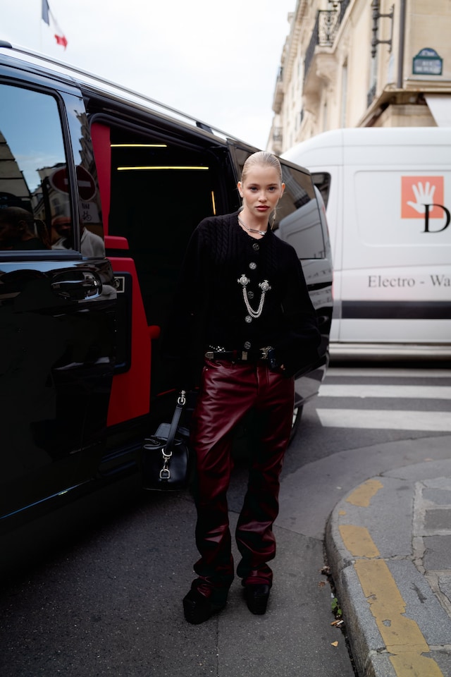 Paris street style SS25 22