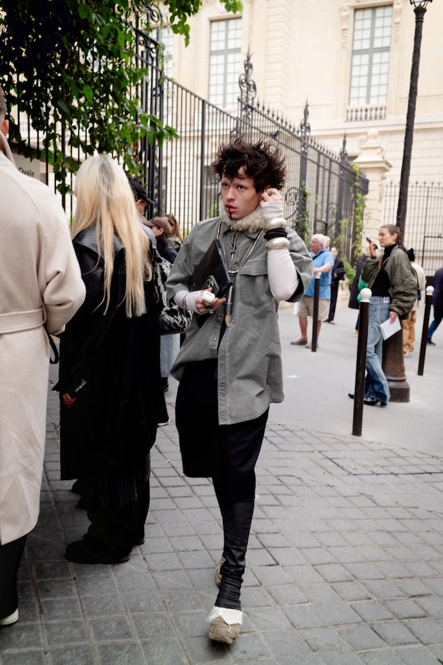 Paris street style SS25 8