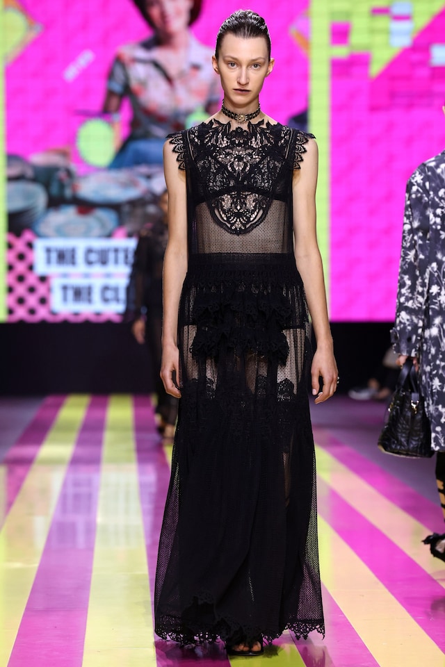 Witchcraft on the runway 7