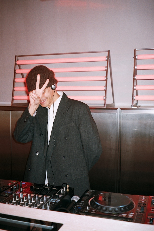 HMxDazed-26 16