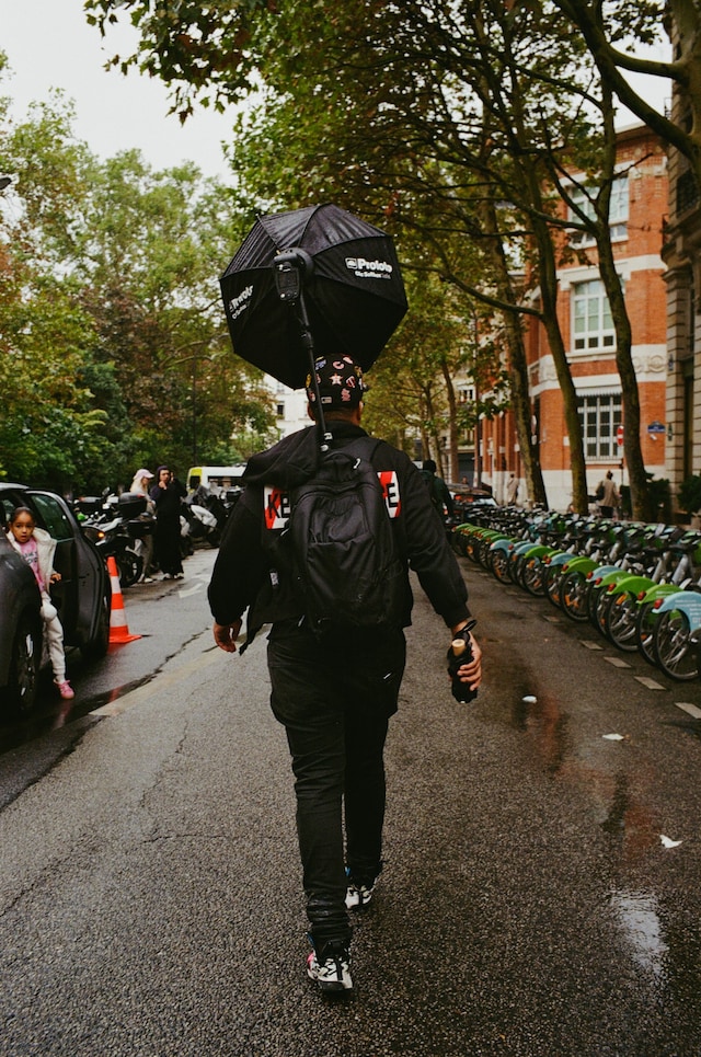 Charming Paris street style SS25 Yu Fujiwara 15
