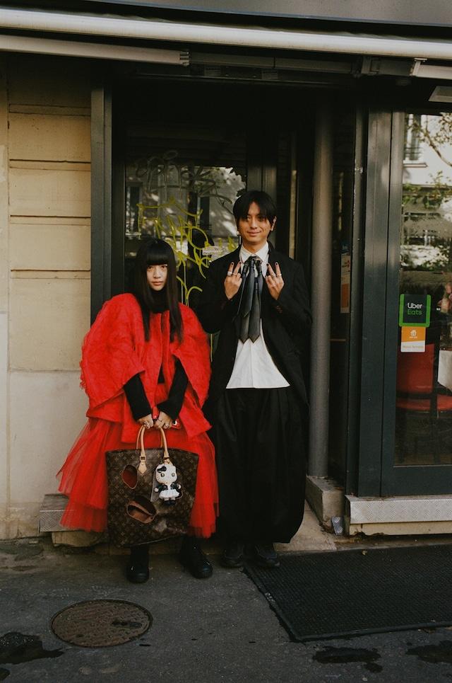 Charming Paris street style SS25 Yu Fujiwara 24