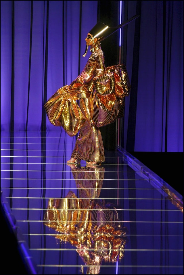 Christian Dior Haute Couture S/S 2004 8