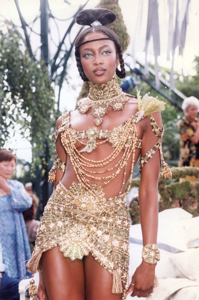 Naomi Campbell for Christian Dior Haute Couture A/W 1998 16