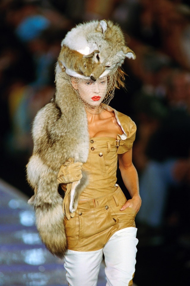 Christian Dior Haute Couture A/W 2000 17