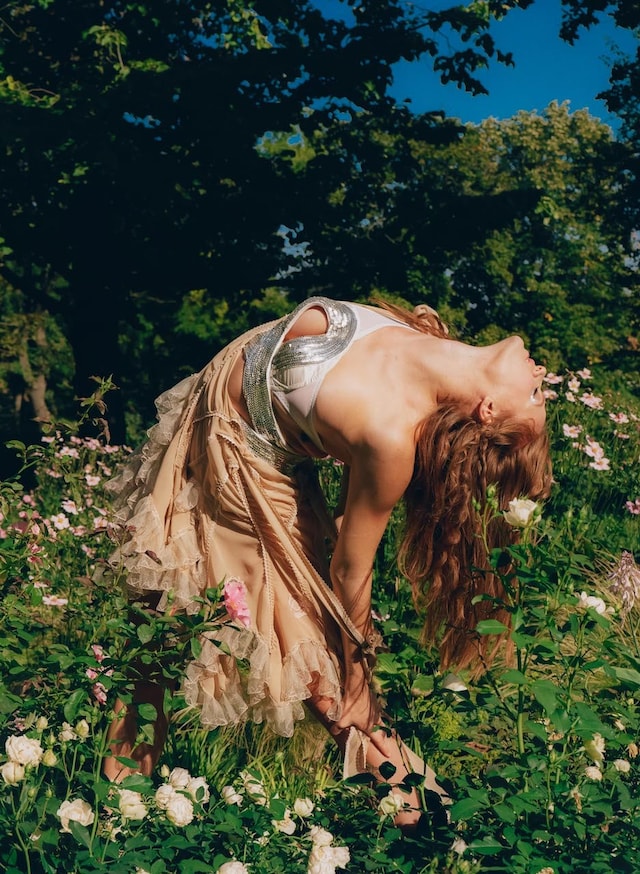 Fabian Kis-Juhasz Navel Gazing Collection 1