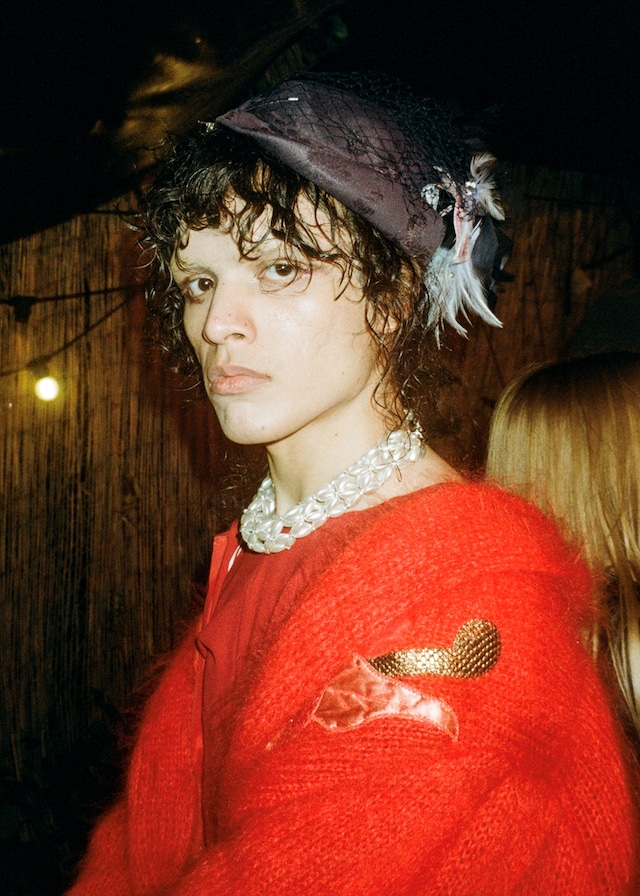 Inferno Beauty Looks 25