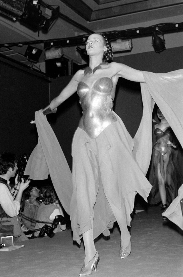 Thierry Mugler’s greatest catwalk moments 6
