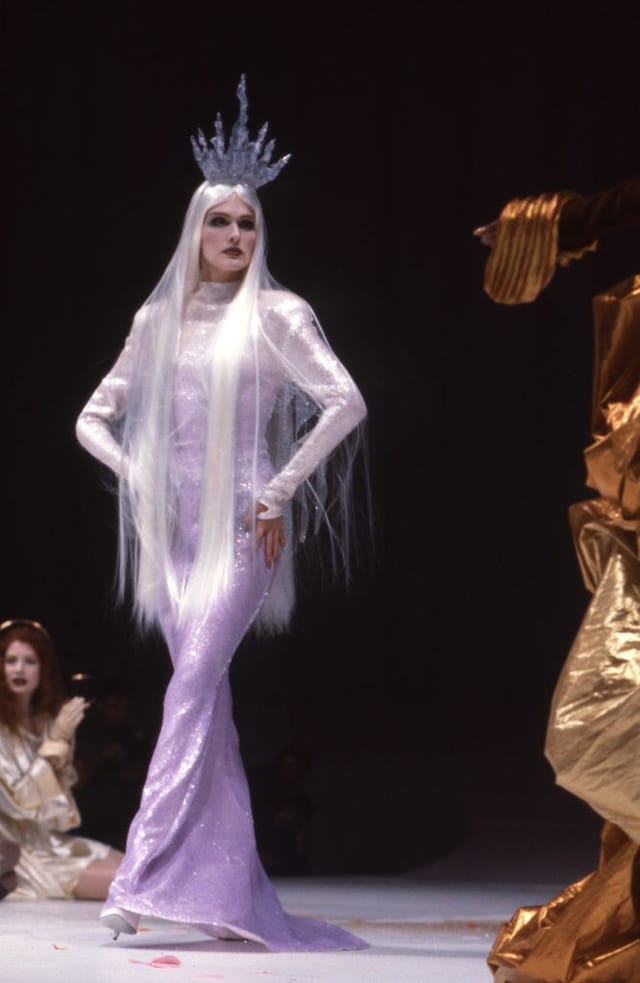 Thierry Mugler’s greatest catwalk moments 12
