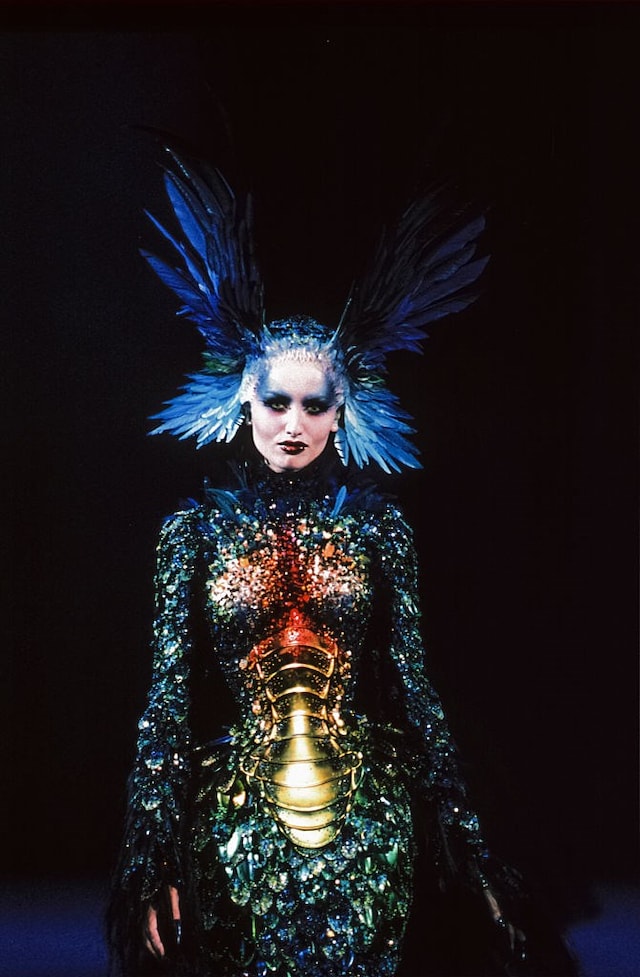 Thierry Mugler’s greatest catwalk moments 22