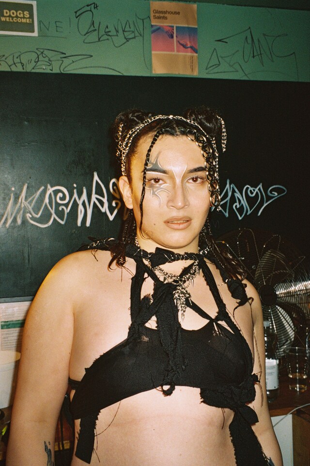 Ponyboy Sleepover - Xaia Chimera 15