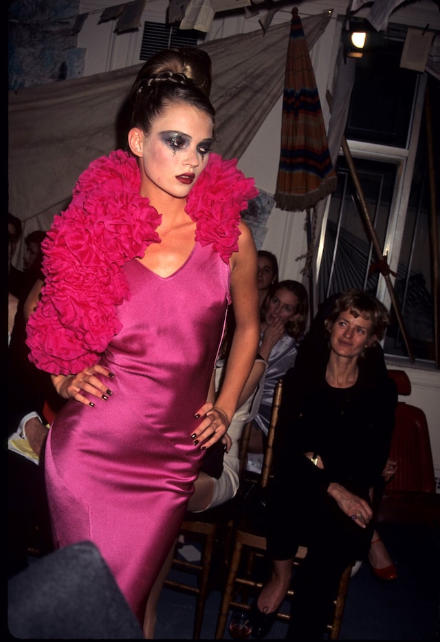 Kate Moss catwalk moments 12