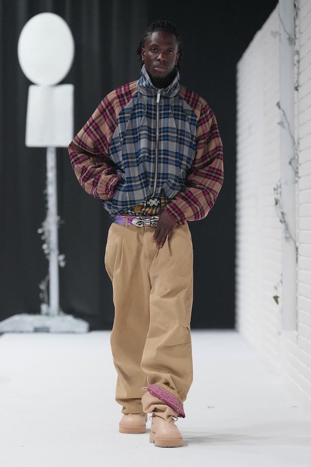 PDF AW25 34