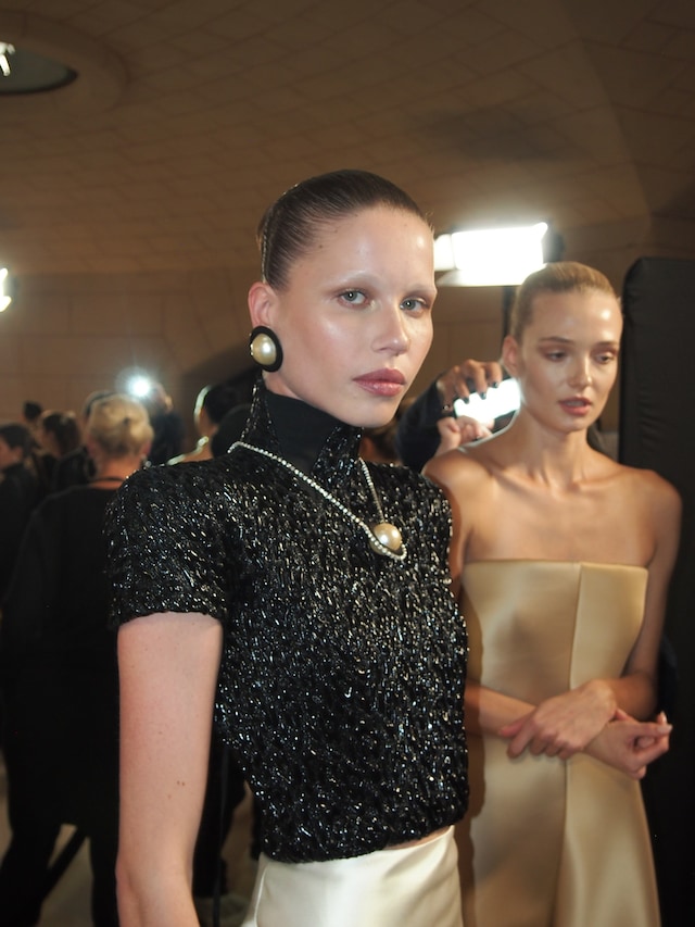 Schiaparelli SS25 backstage 26