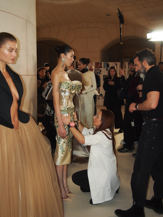 Schiaparelli SS25 backstage 30