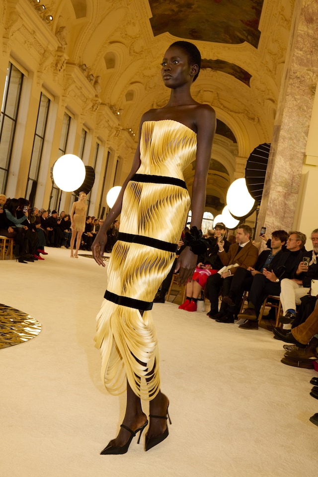 Schiaparelli SS25 5