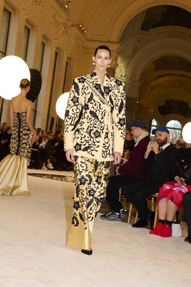 Schiaparelli SS25 12