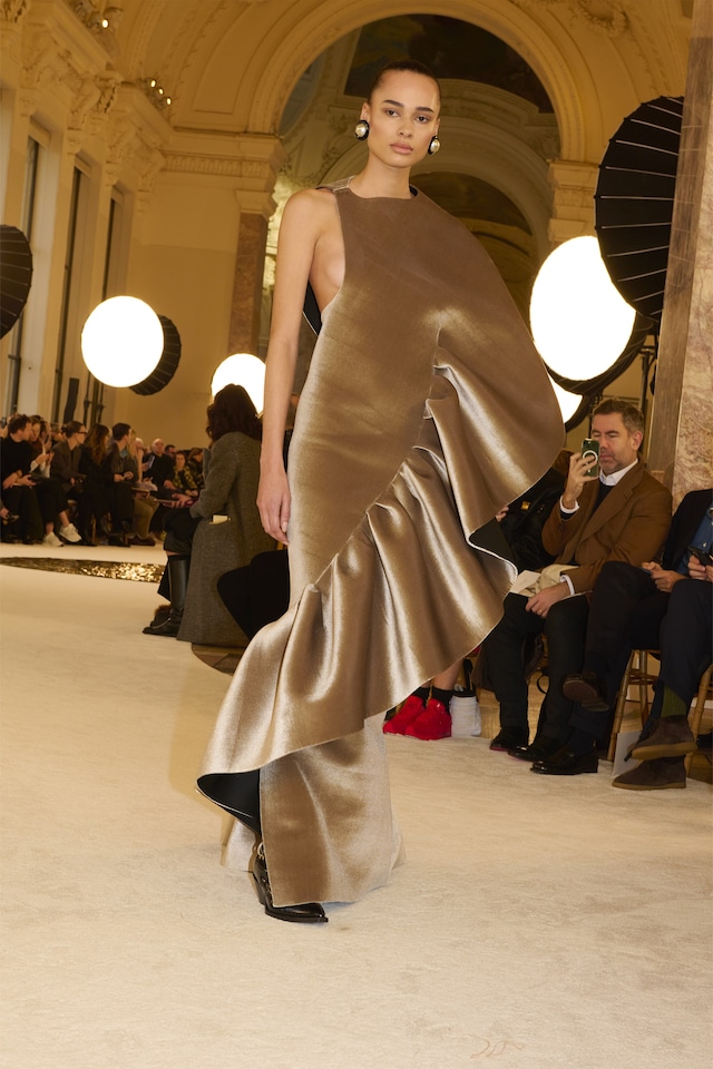 Schiaparelli SS25 22