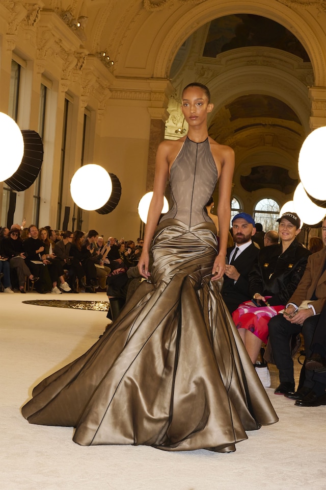 Schiaparelli SS25 31