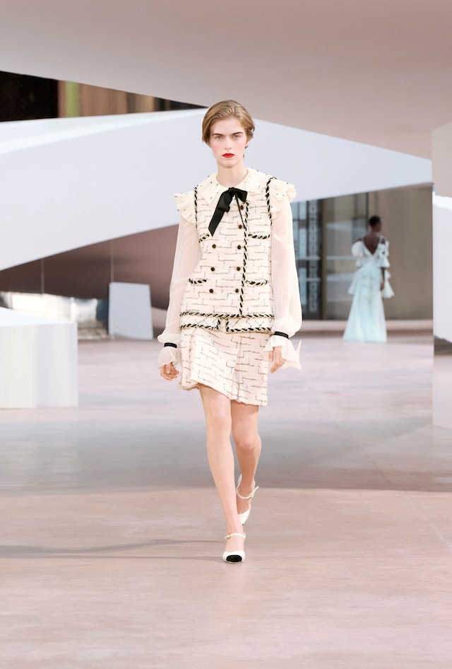 Chanel SS25 couture 32