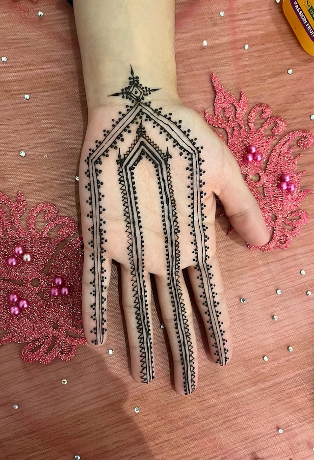 Huq That, Henna Collective 41
