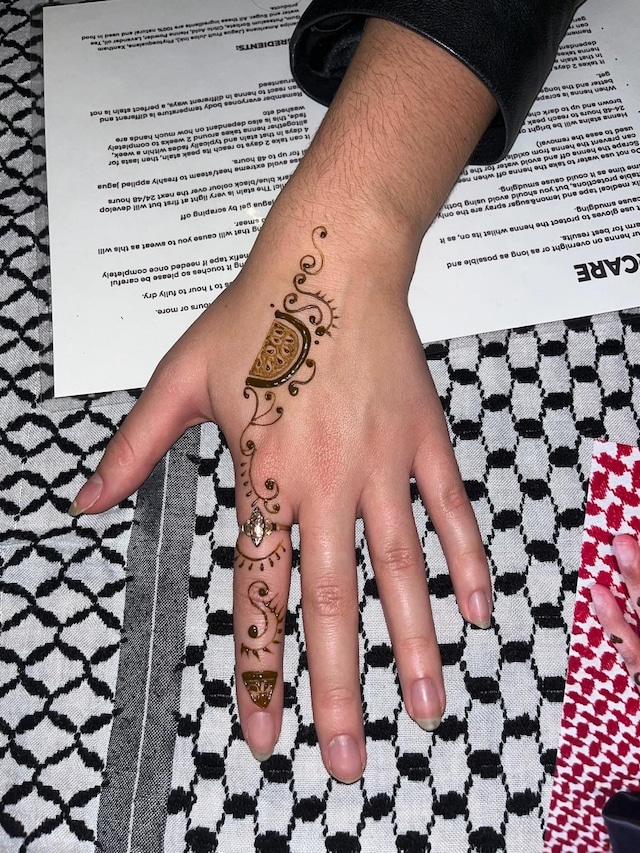 Huq That, Henna Collective 43