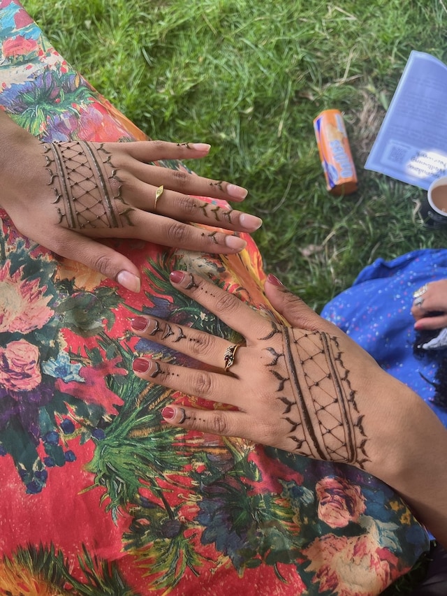 Huq That, Henna Collective 46