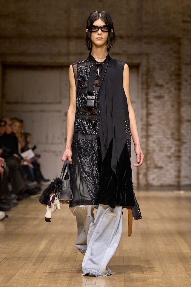 Coach AW25 44