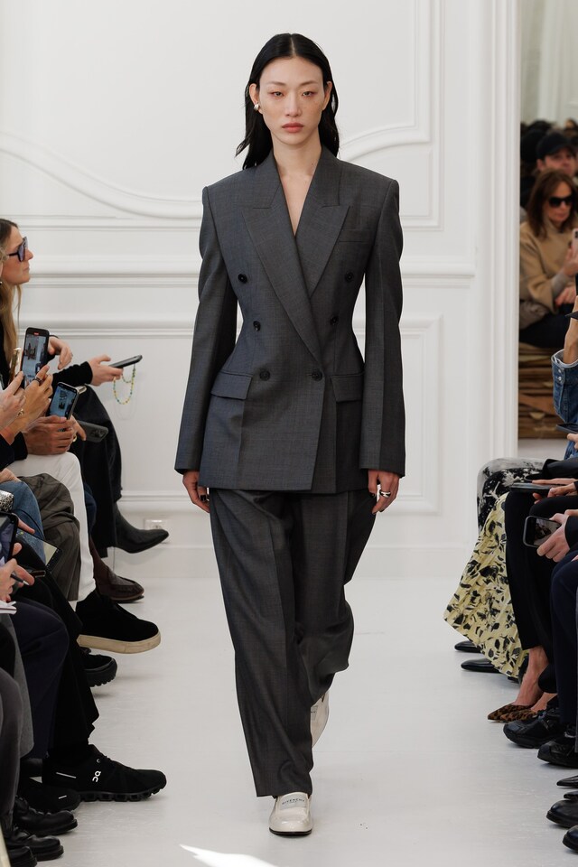 Givenchy AW25 12