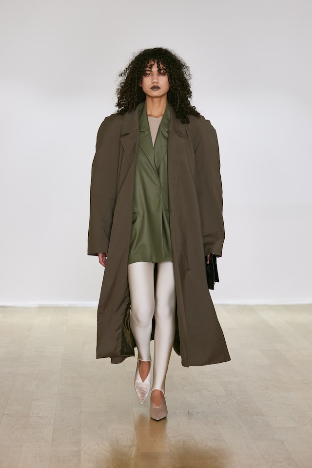 Abra AW25 7