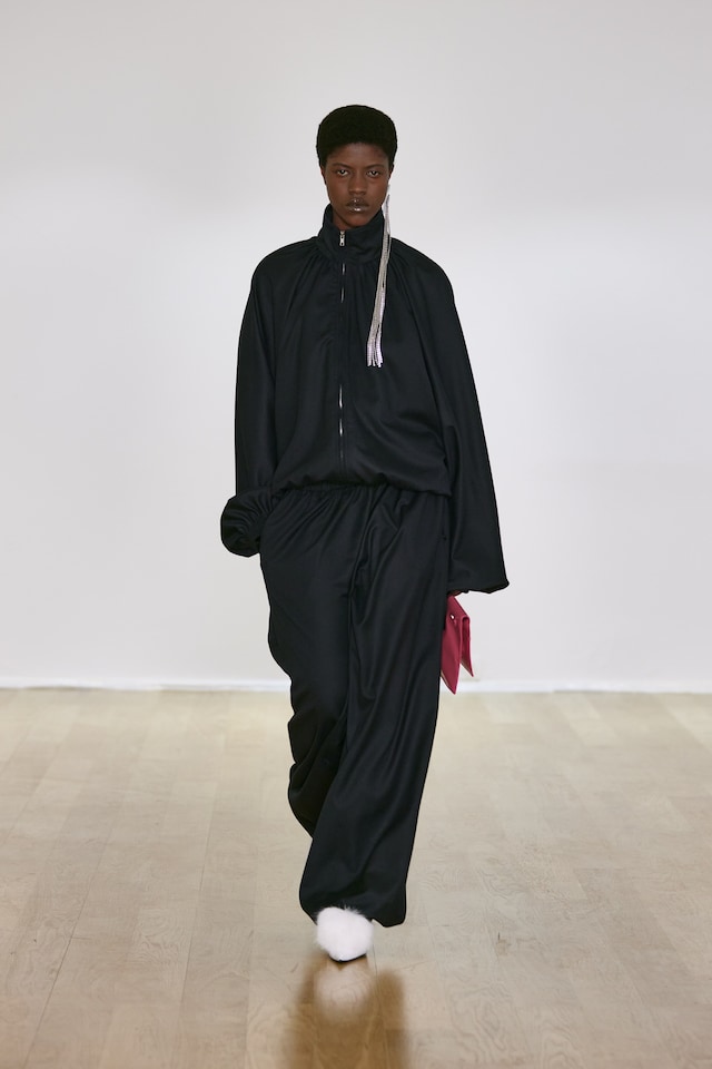 Abra AW25 17